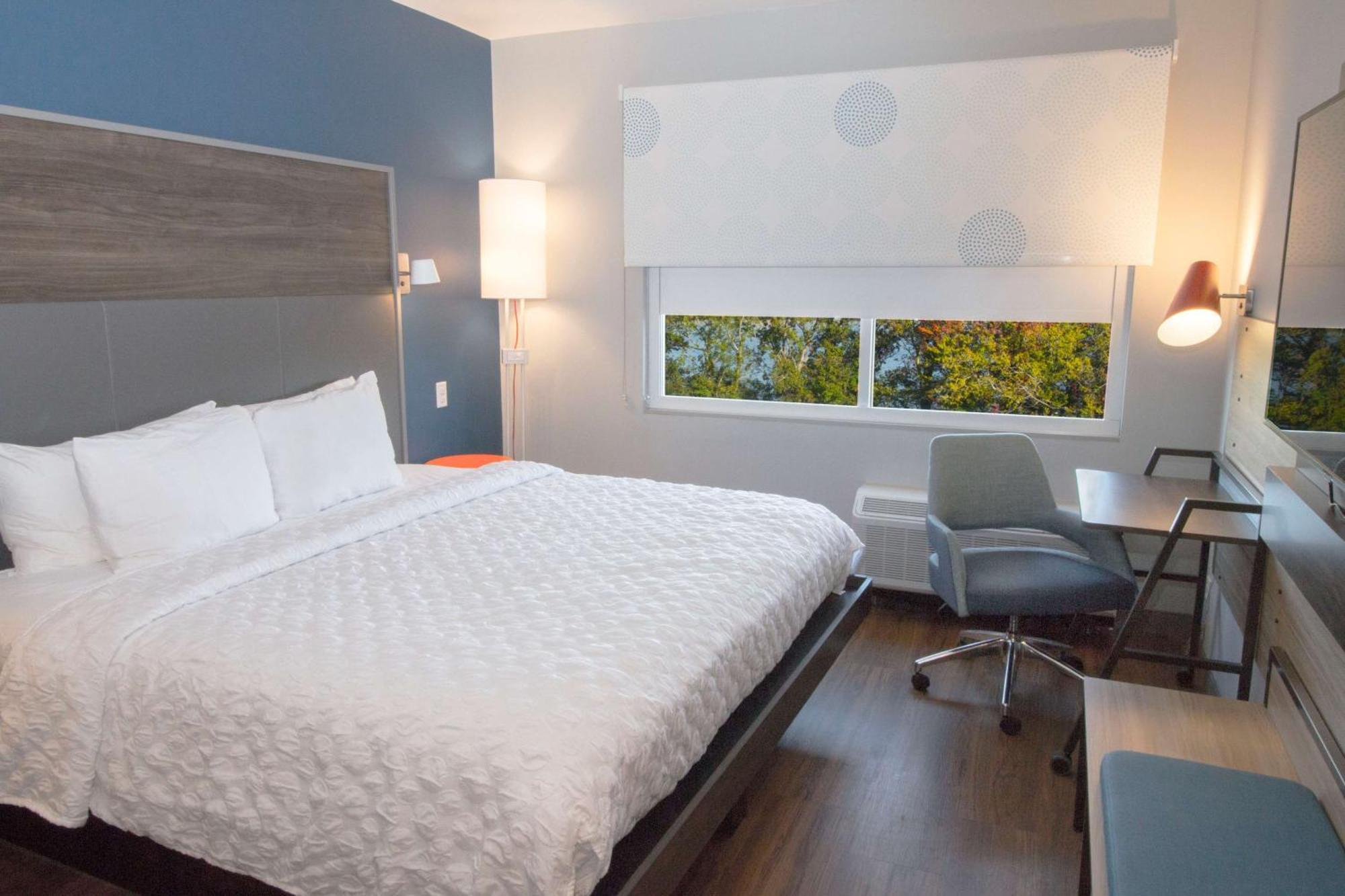 Tru By Hilton Norfolk Airport, Va Hotel Вирджиния Бийч Екстериор снимка